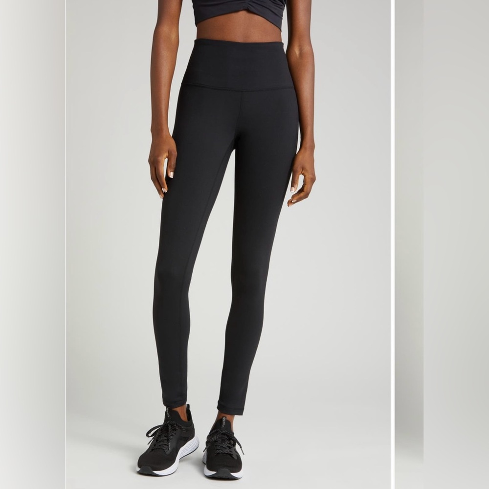 *SOLD ON EBAY* New Zella Live-in Leggings